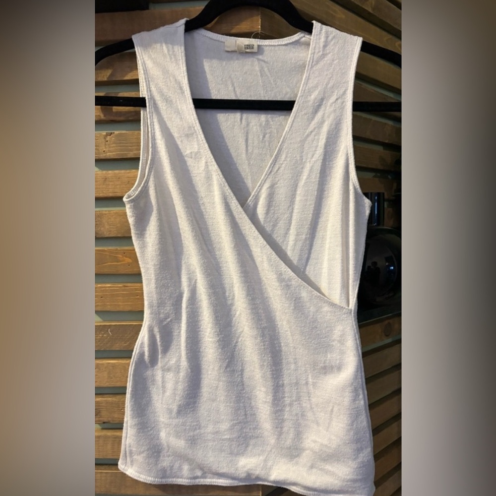 WILFRED- Elegant White Crossover Tank
